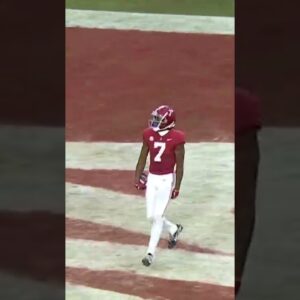 Ja'Corey Brooks MAKES IT LOOK EASY with a TD catch from Bryce Young 😎  #alabama #cfb #shorts