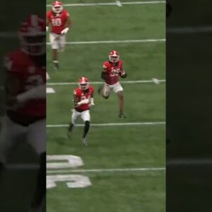 CHRIS SMITH FOOLS LSU & RETURNS BLOCKED FG FOR FIRST POINTS OF #secchampionship #shorts