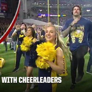 Taylor Lewan dances with cheerleaders after a TCU fumble 😅 | College Football Playoff